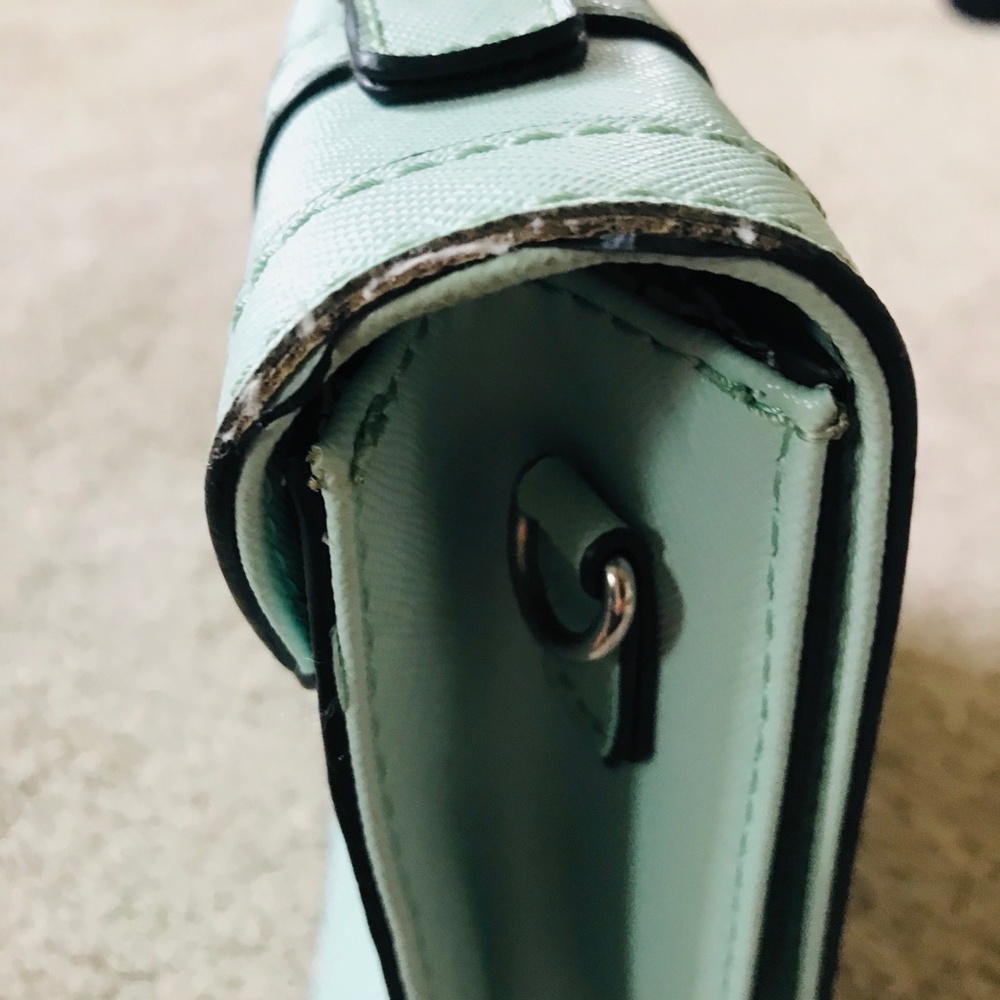 🦋Pastel Guess Hand Bag Purse - Picture 15 of 16